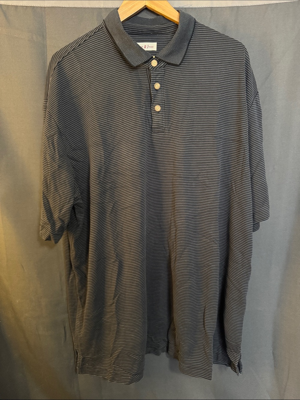 Jamaica Jaxx Men's Dark Gray Thin-Striped Polo